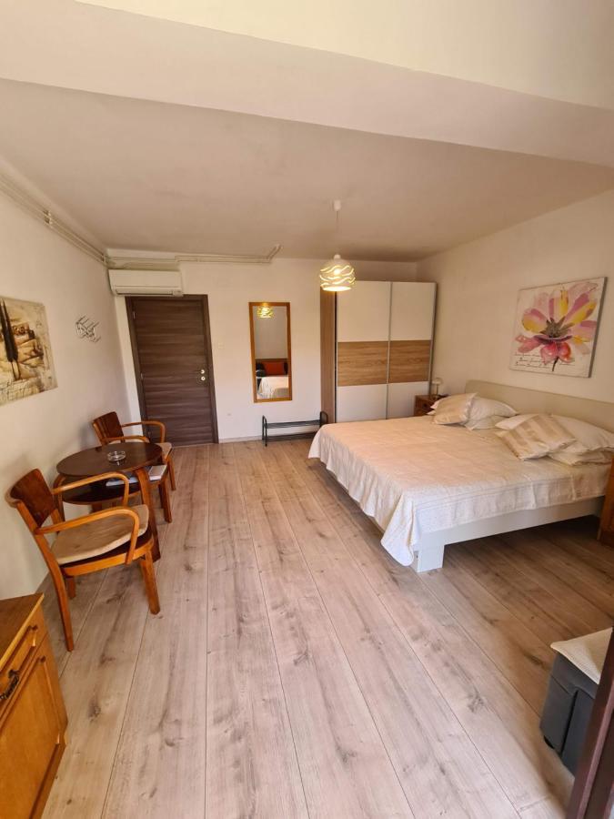 Apartments Ana ميدولين المظهر الخارجي الصورة