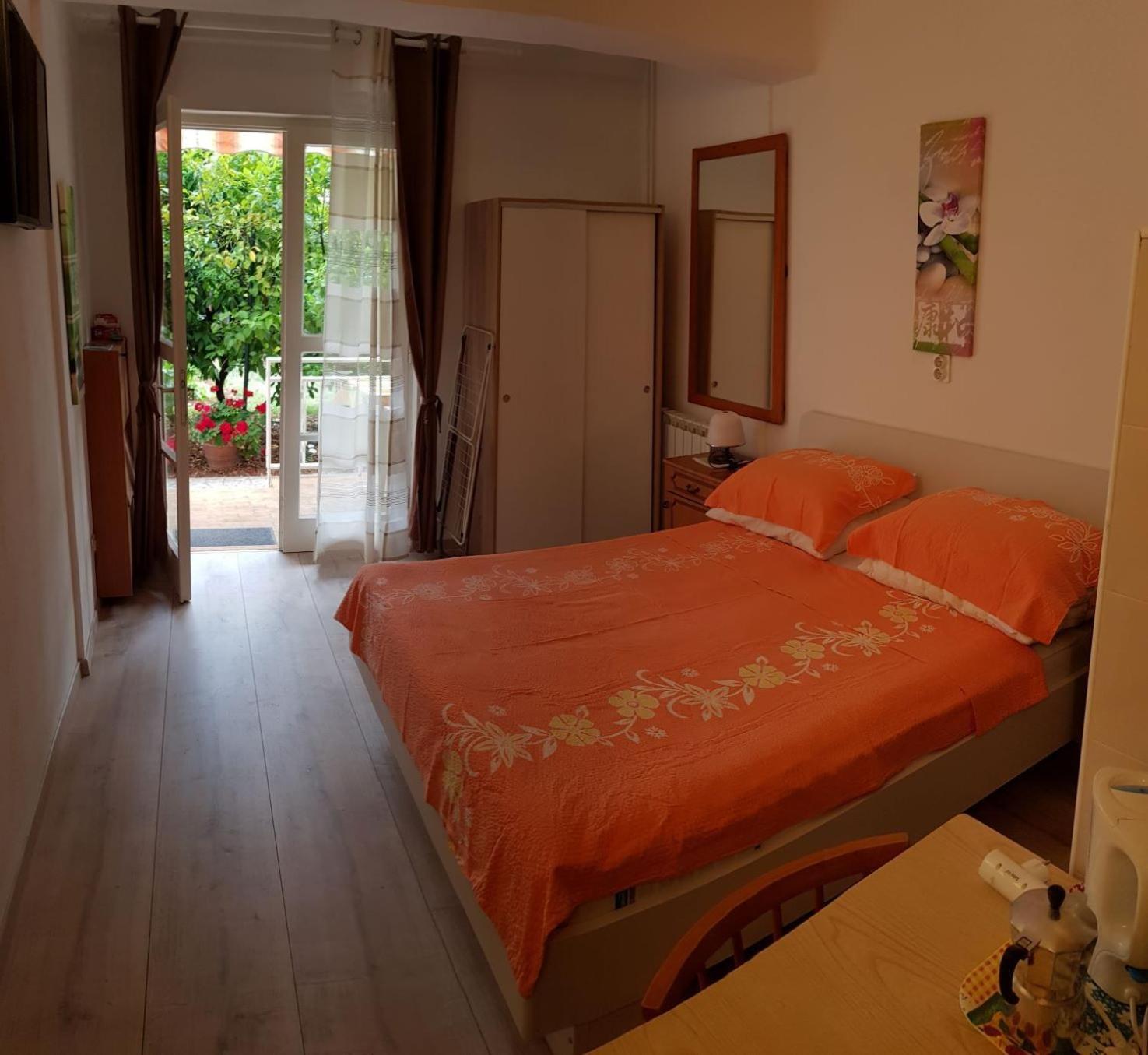Apartments Ana ميدولين الغرفة الصورة